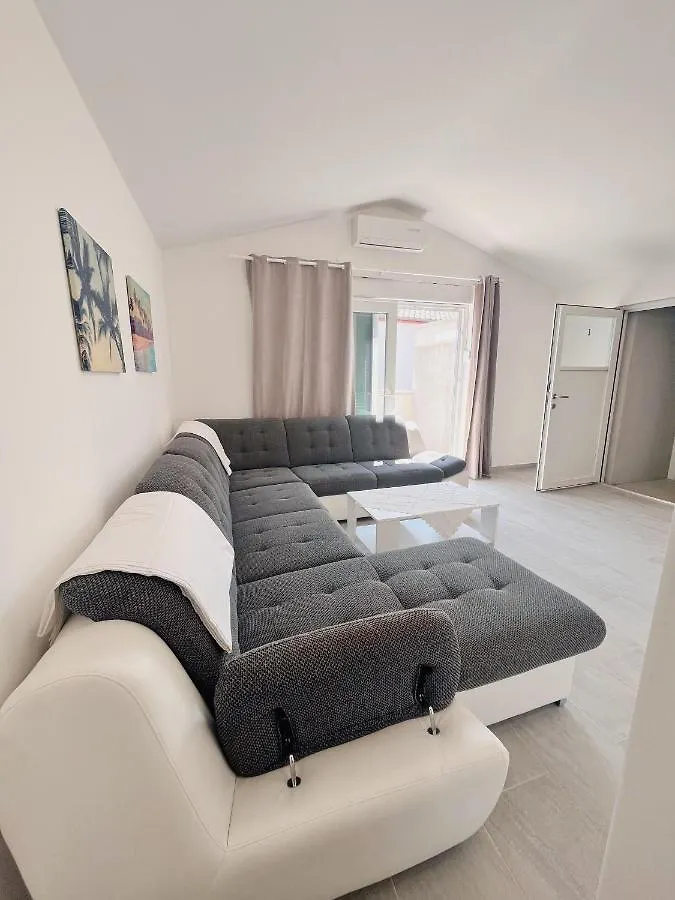 Vanessa Apartments Starigrad Paklenica