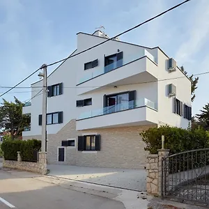 Nika Apartment